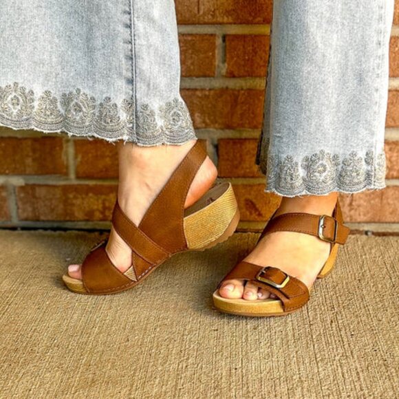 NEW DANSKO DANSKO Nubuck Leather Trinity Comfort wadge Sandals in tan 925 5t3 - Picture 7 of 9